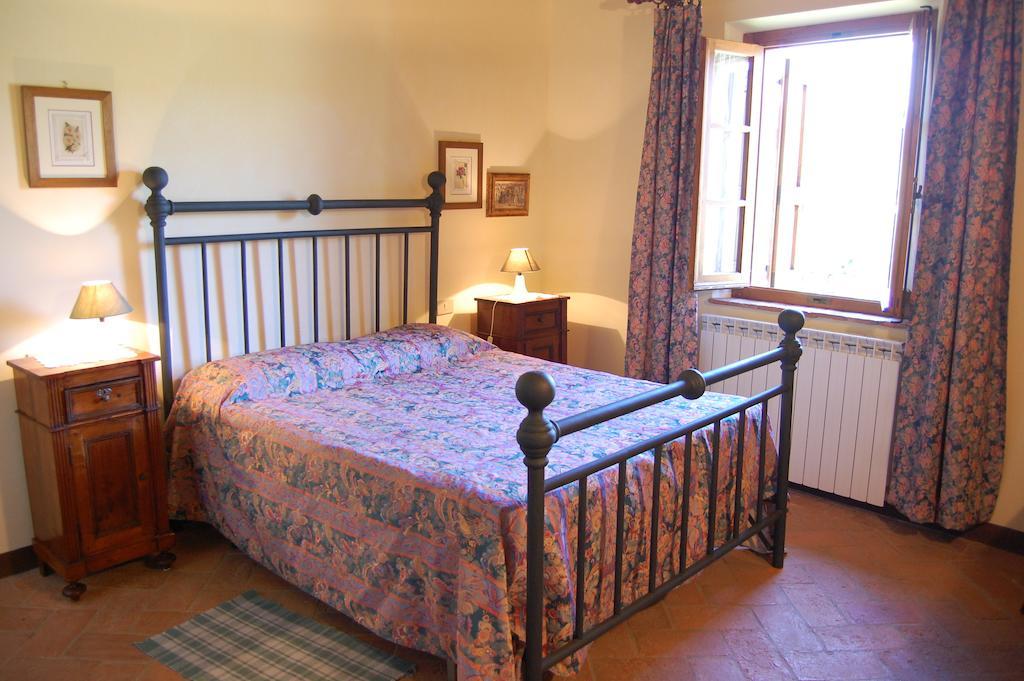Agriturismo Casagrande Montepulciano Stazione Стая снимка