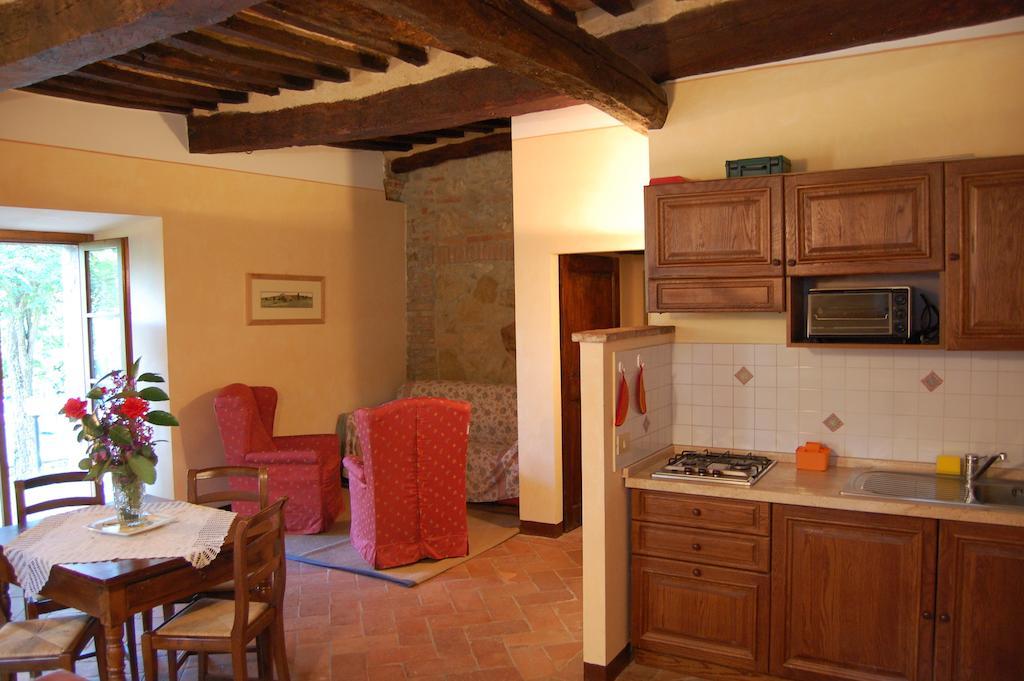 Agriturismo Casagrande Montepulciano Stazione Стая снимка